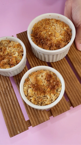 NÃO SABE O QUE FAZER COM SOBRAS DE BOLO? Faça um crumble. Doces da Jéssica